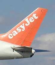 EasyJet a enregistré un bond de 25,2% de son trafic passagers en avril par rapport au même mois de 2004, à 2,438 millions de personnes.