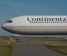 50% des passagers au départ de France qui utilisent les lignes domestiques de Continental Airlines pourront ainsi profiter gratuitement de ces prestations.