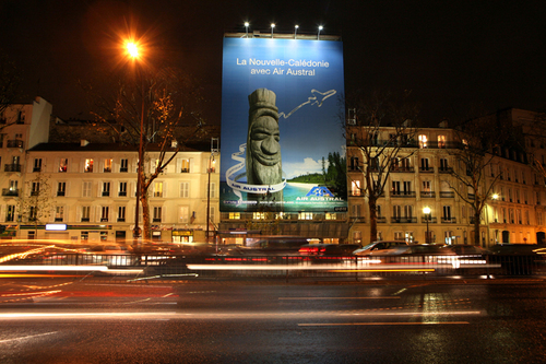 La Nouvelle-Calédonie et Air Austral s'affichent en XXL à Neuilly