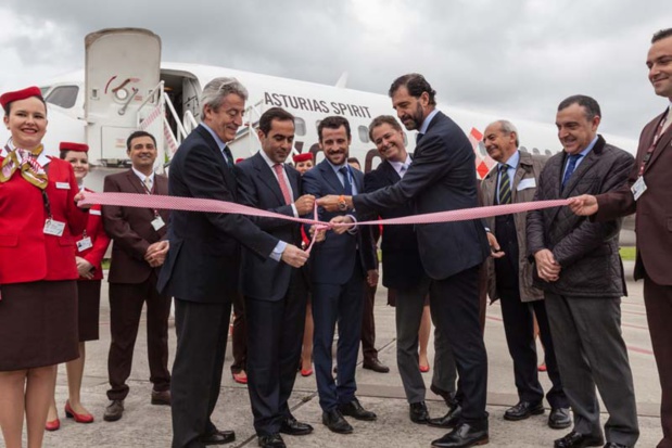 Volotea a inauguré sa première base espagnole aux Asturies en présence de Carlos Muñoz et Lázaro Ros, respectivement PDG et Directeur général de Volotea et San Martin et Carlos Domingo, directeurs de l'aéroport des Asturies ©Volotea