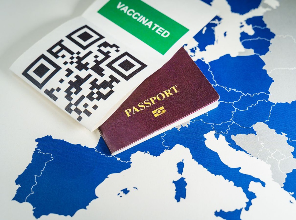 Les ressortissants l'Union européenne, dont les touristes français, doivent disposer d’une carte nationale d’identité ou d’un passeport en cours de validité. © Canva