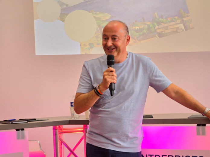 Laurent Abitbol est revenu sur son parcours professionnel à l'occasion de la convention des EDV Méditerranée - Photo CE