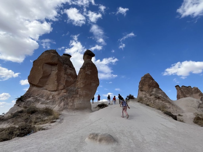 La Cappadoice se prête à de belles découvertes à pied, mais mieux vaut être bien chaussés ! (©PB)