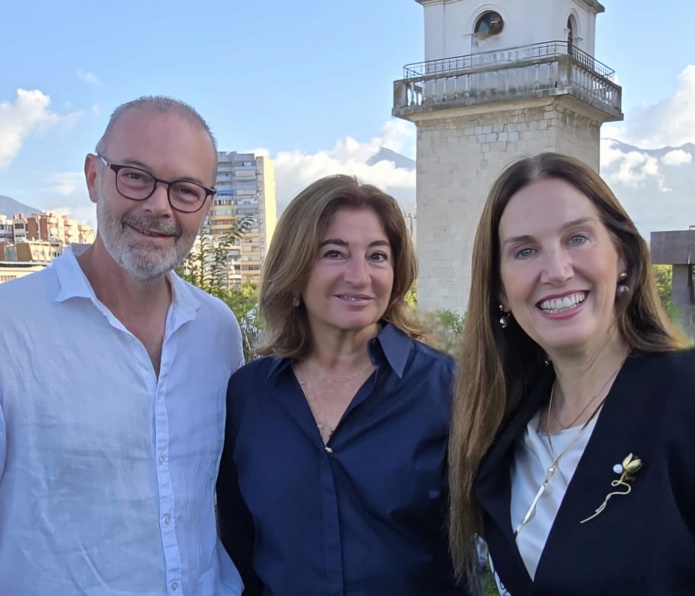 Yannick Faucon, Président des EDV Centre-Est, Valérie Boned, Présidente des EDV et Mirela Kumbaro, Ministre du Tourisme et de l'environnement d'Albanie - Photo CE