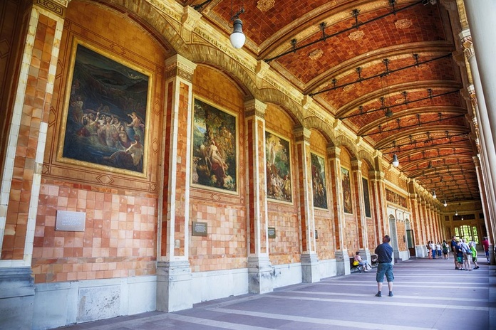 La Trinkhalle de Baden-Baden reste un lieu de promenade grandiose ( ©Deposit photos)