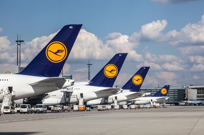 En étendant ses Green Fares aux vols long-courriers, Lufthansa Group élargit son engagement pour une aviation plus durable - Depositphotos @philipus