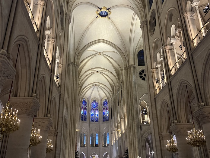 Notre-Dame a retrouvé sa blondeur. @T.Beaurepère