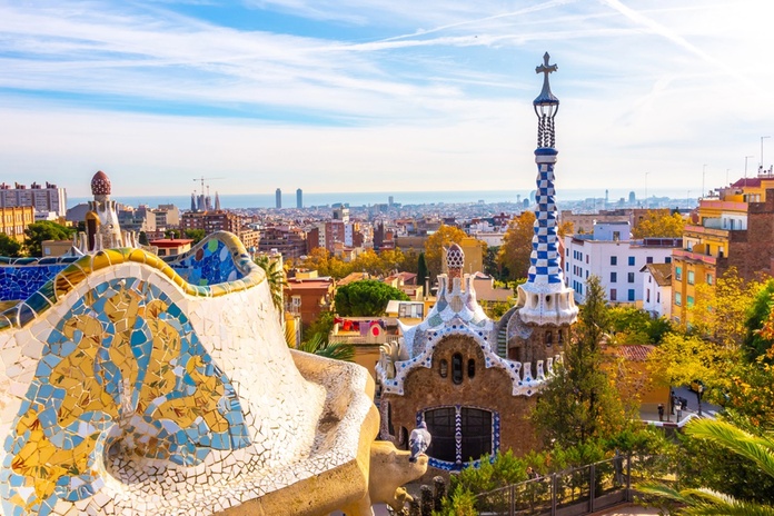 Une association de propriétaires de meublés touristiques réclame des dédommagements à la ville de Barcelone qui veut interdire la location saisonnière d'appartements d’ici à 2029. @depositphotos/bluebe