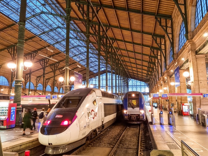 Le trafic est en hausse de 14% sur le voyage d’affaires à la SNCF. @depositphotos/gianliguori