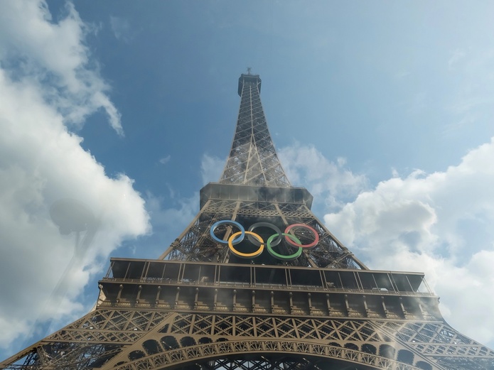 La Tour Eiffel dresse le bilan d’une année Olympique  - Photo : Depositphotos.com @actionsports