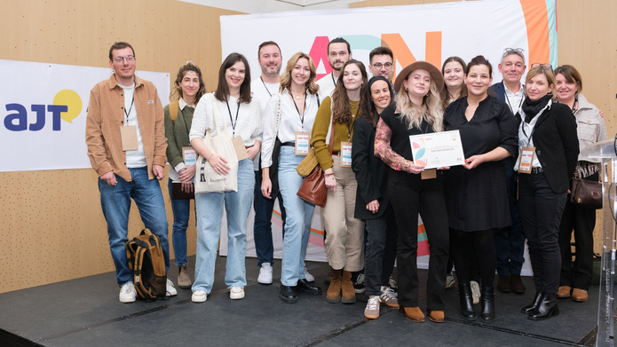 Remise du prix du compte Instagram "le plus inspirant" à l’Agence régionale du tourisme Grand Est (©Alexandre Nestora/ADN Tourisme)