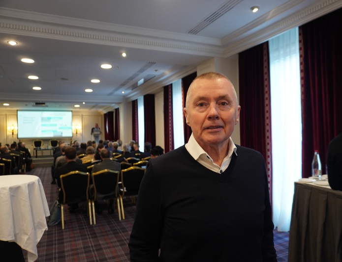 Invité à l'Assemblée Générle du BAR France mardi 21 janvier, Willie Walsh prend la pause pour TourMag: Photo : C.Hardin