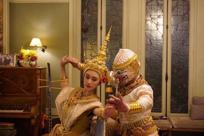 Les danses traditionnelles étaient au menu des festivités parisiennes. Photo C.Hardin