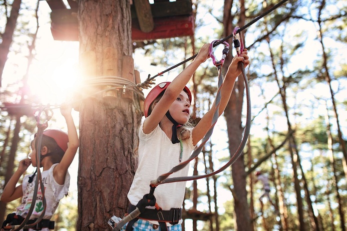 Le plus grand parc d’accrobranche au monde dévoile 6 nouvelles attractions en Vendée ! - Photo : Depositphotos.com @ambrozinio