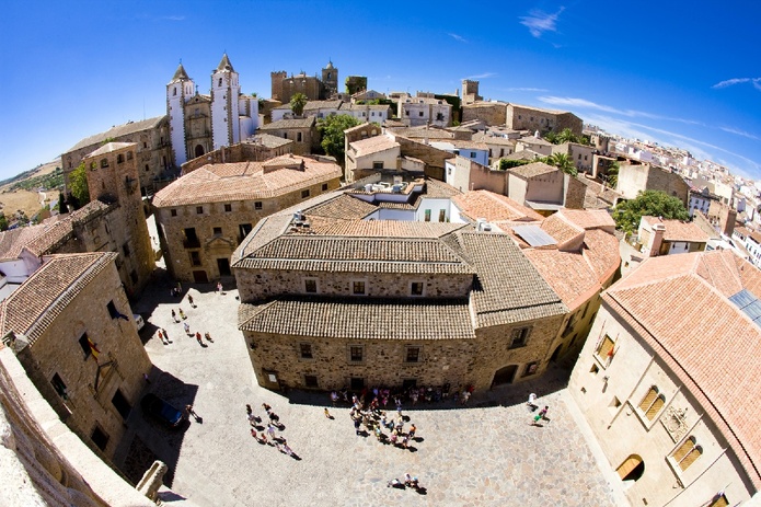 Eglises, palais moyenâgeux et Renaissance, monastères, tours médiévales, armoiries… Cáceres est à ne pas rater - Depositphotos.com Auteur phb.cz