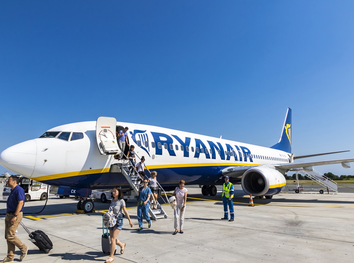 Ryanair supprime sa base de Bordeaux  en novembre 2024 - Depositphotos @katatonia82