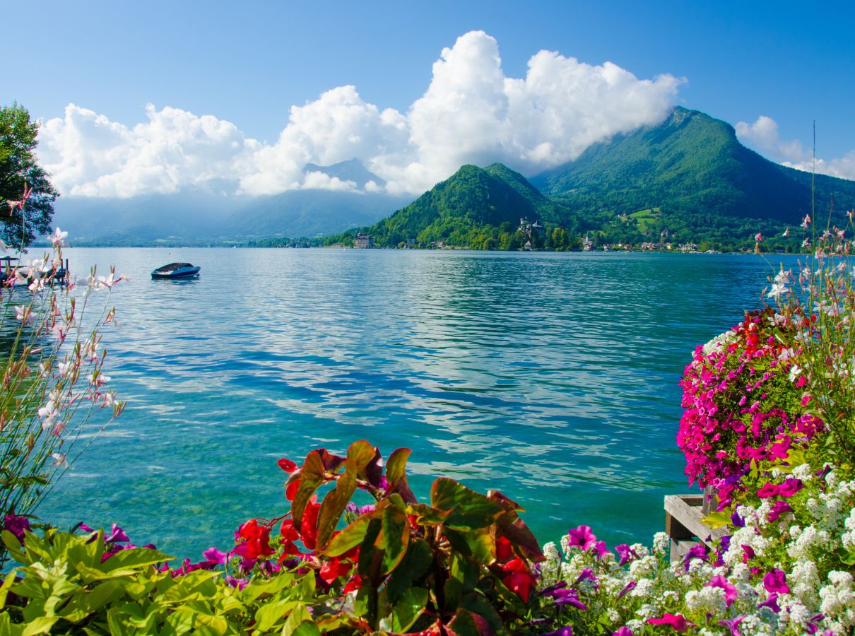 Le superbe lac d'Annecy