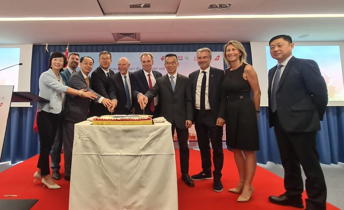 Inauguration du premier vol Shanghai - Marseille - Photo LinkedIn OT Pays de Manosque