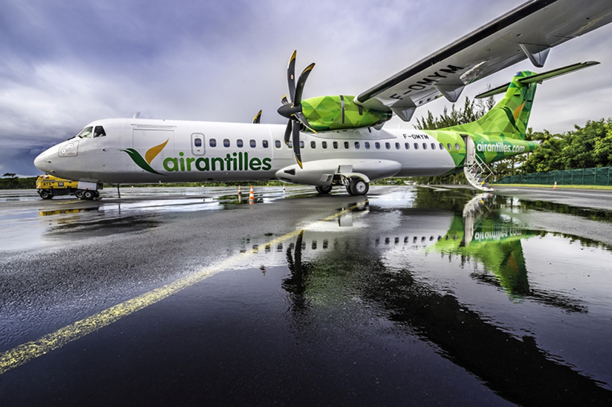 L’ATR 72 F-OMYM va pouvoir entamer ces premières rotations entre la Guadeloupe et la Martinique. Crédit Air antilles