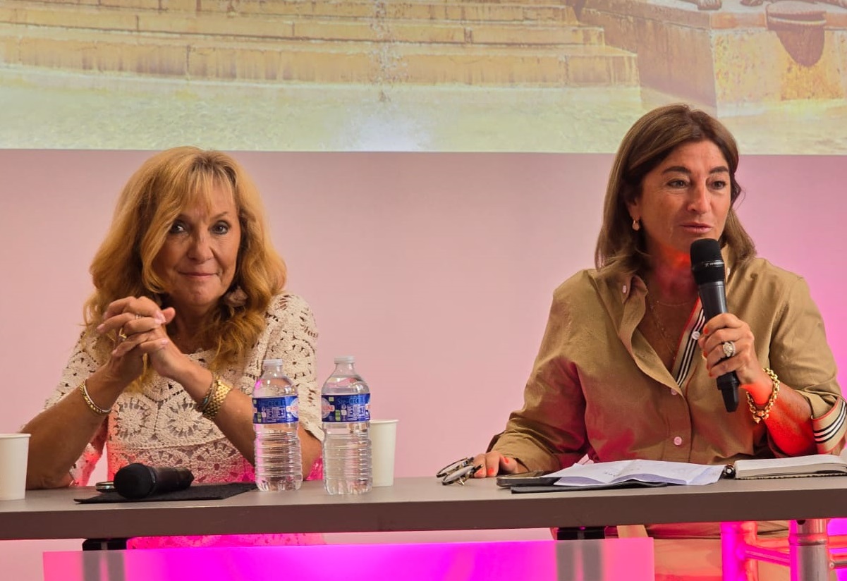 Christine Crispin présidente des EDV Méditerranée et Valérie Boned, Présidente des EDV à l'ouverture de la convention régionale Med à Aix-en-Provence - Photo CE