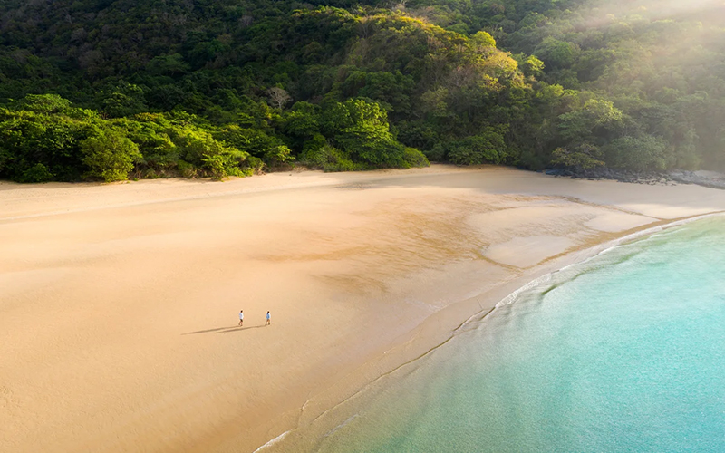 Plage à Con Dao © Six Senses Con Dao