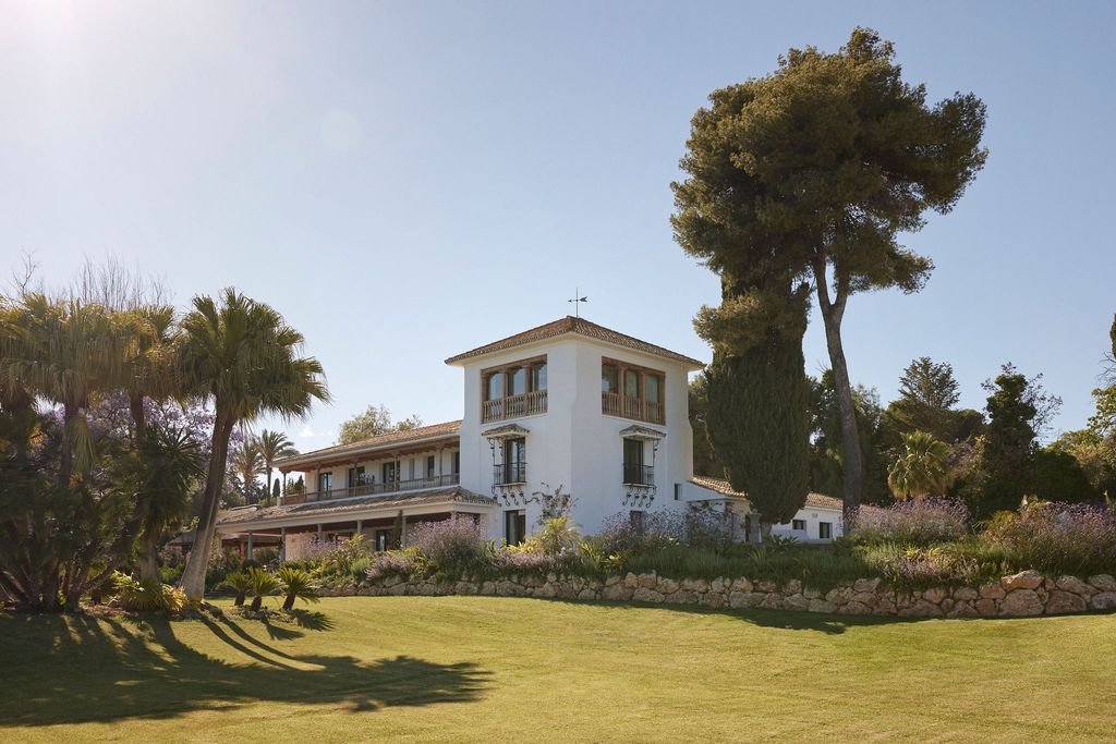 Cette villa privée sait aussi jouer les refuges intimes (©Puente Romano Breach Resort)