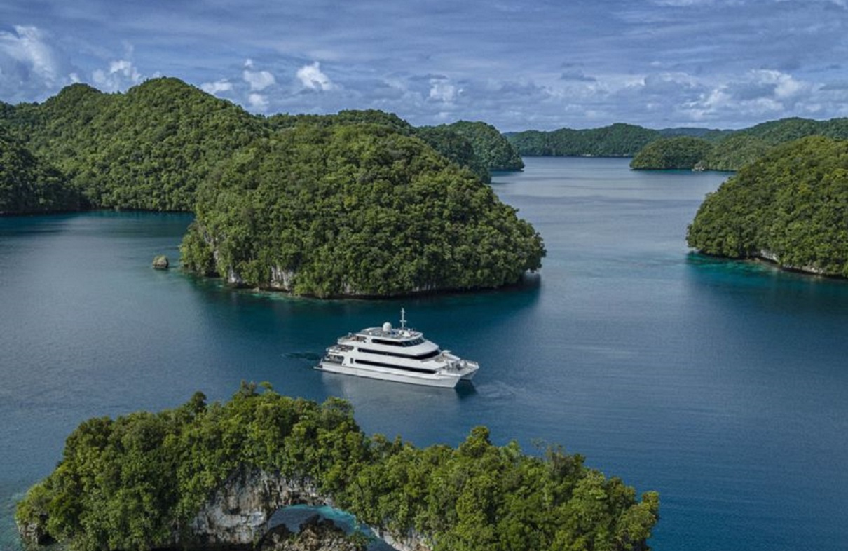 Un catamaran de luxe pour découvrir des îles méconnues - Photo : ©Four Seasons