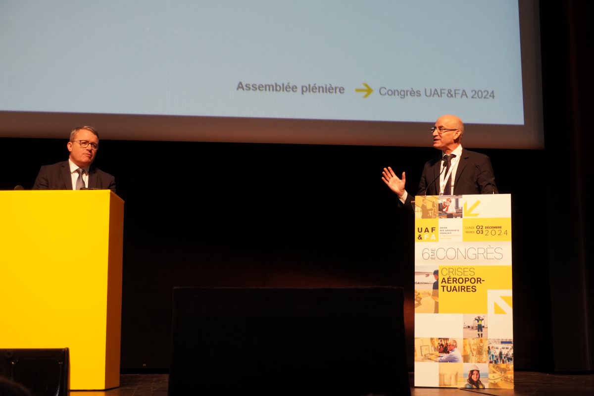 Thomas Juin (à droite ) avec le Ministre délégué aux transports François Durovray : "« Les projets de taxe du PLF c’est le coup de grâce ! » Photo : C.Hardin