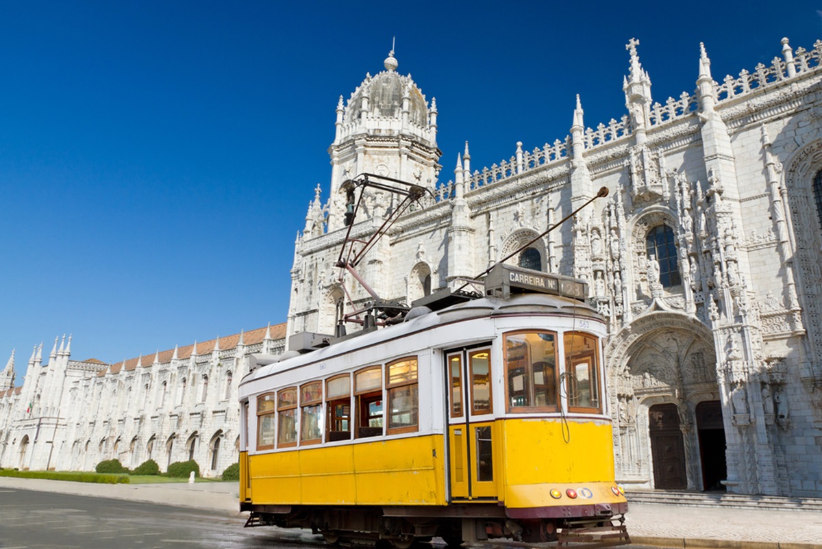 Travelance annonce son expansion au Portugal après son succès en Espagne. @depositphotos/mlehmann