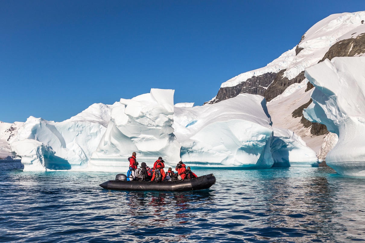 HX transforme ses croisières d'expédition en explorations scientifiques ! - Photo : Depositphotos.com @ambeon