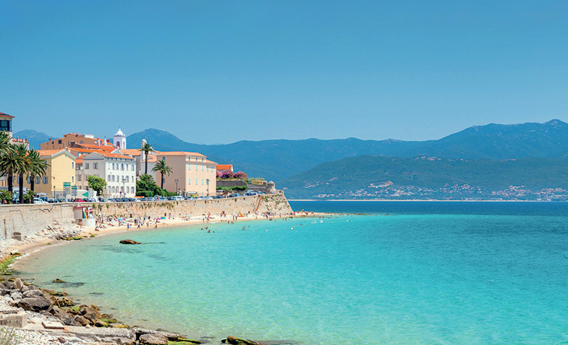 Ajaccio © Eugene Sergeev - Fotolia