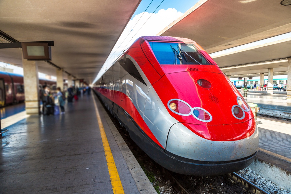 Depuis février 2025, Fairjungle intègre Trenitalia à ses offres Rail via Trainline TPS.@depositphotos/bloodua