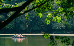 Excursion en barque à rame à Tràng An © Authentik Vietnam