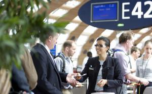 Airport security agent: the controls are no longer limited to baggage claim