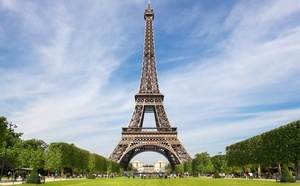 La tour Eiffel accueille gratuitement les écoliers parisiens