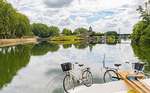 Tourisme fluvestre : le salon Sloww! met le tandem vélo et bateau à l'honneur