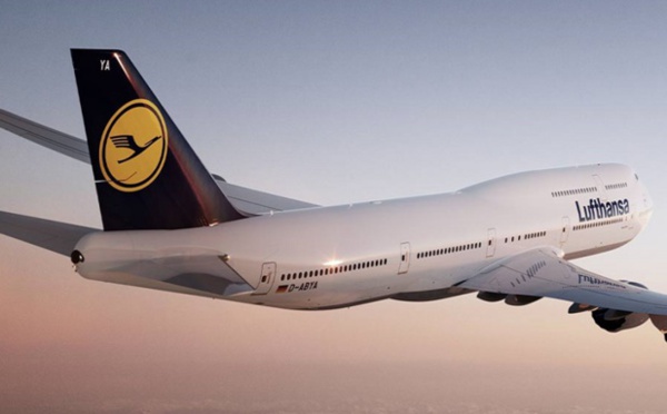 La case de l’Oncle Dom : Lufthansa, plus droite dans ses bottes, tu meurs…