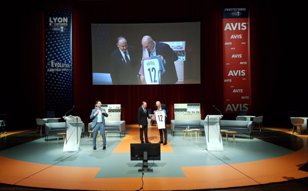 La case de l’oncle Dom : Abitbol... vendre plus pour gagner plus ! (Vidéo)