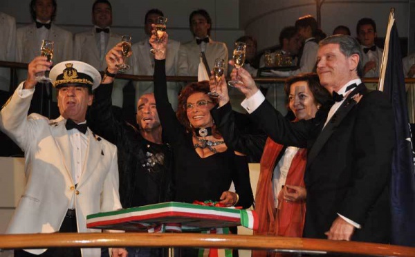 Sophia Loren baptise le MSC Magnifica