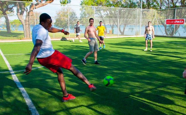 Les clubs Marmara et Lookéa se parent de bleu, blanc, rouge