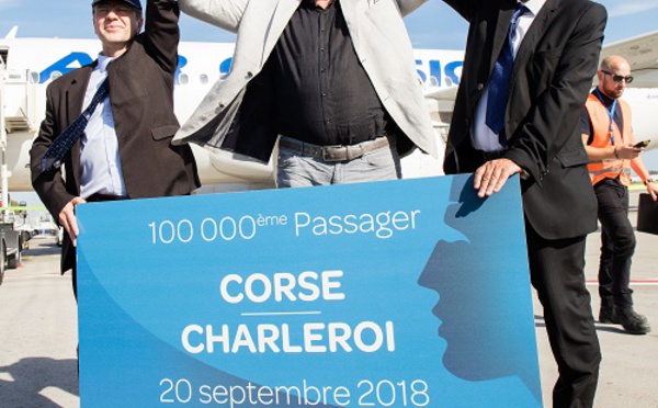 Bruxelles - Corse : Air Corsica fête son cent millième passager