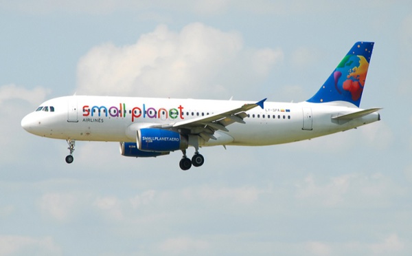 La case de l’Oncle Dom : compagnies low cost... the Small Planet !