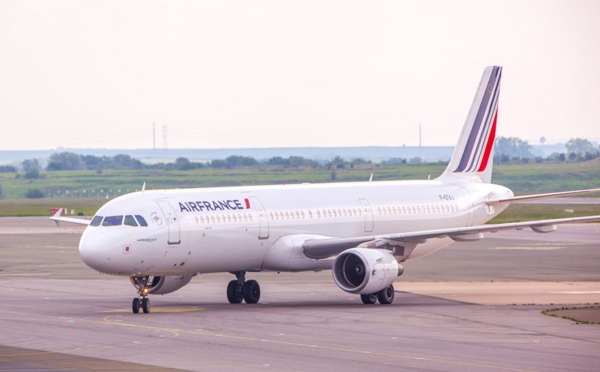 La case de l’Oncle Dom : Air France et KLM jouent à qui perd… gagne !