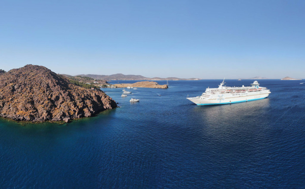 CRM agences : Celestyal Cruises partenaire de Versonix