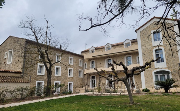 Occitanie : le Château de l'Hospitalet ouvre son "wine resort" près de Narbonne 🔑