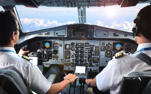 Le Snpl traîne Air France aux Prud'hommes (sic) et... R. Vainopoulos tâcle l'APST !