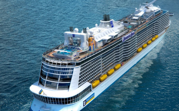 Royal Caribbean Int. : Anthem of the Seas surfe sur la vague High-Tech (VIDEO)