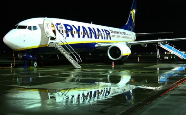 La Case de l'Oncle Dom : Ryanair, l'irlandaise vertueuse ou coquine ?