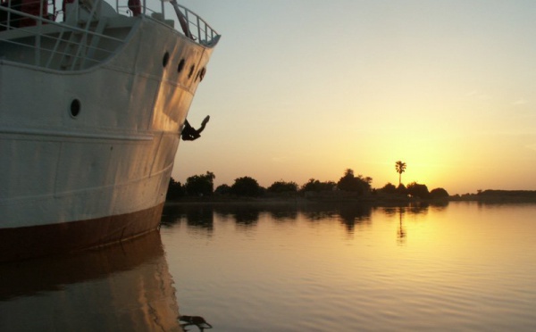 Chemin de sable : promo agents de voyages au Sénégal