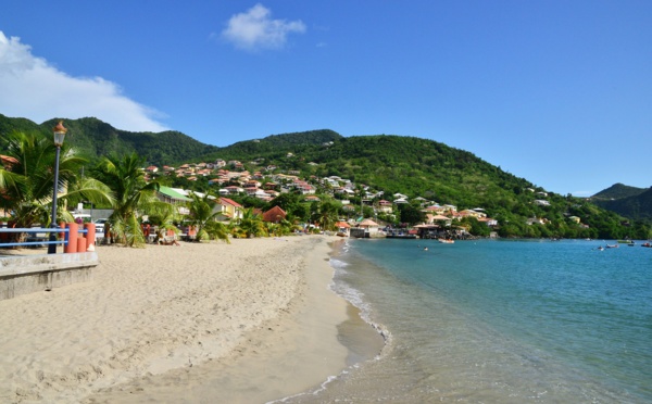 Voyage Martinique : l'activité touristique n'est pas impacté par le mouvement contre la vie chère - Depositphotos.com Auteur packshot